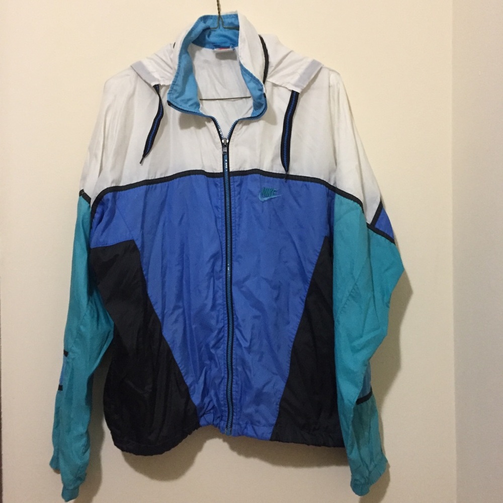 Women’s Nike Windbreaker | Two-toned | Blue/White